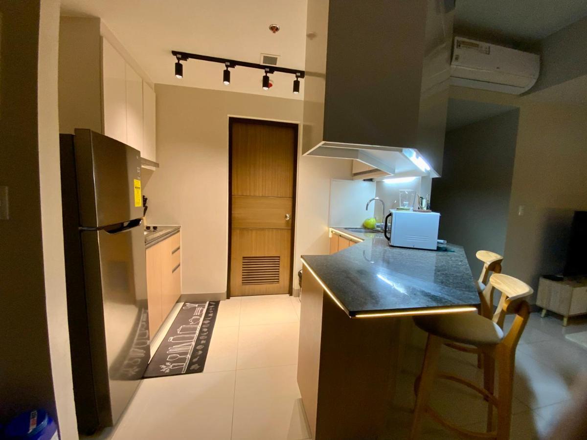 Classy 2Br Suite At Eastwood City With Pool And City Skyline View Manila Eksteriør billede